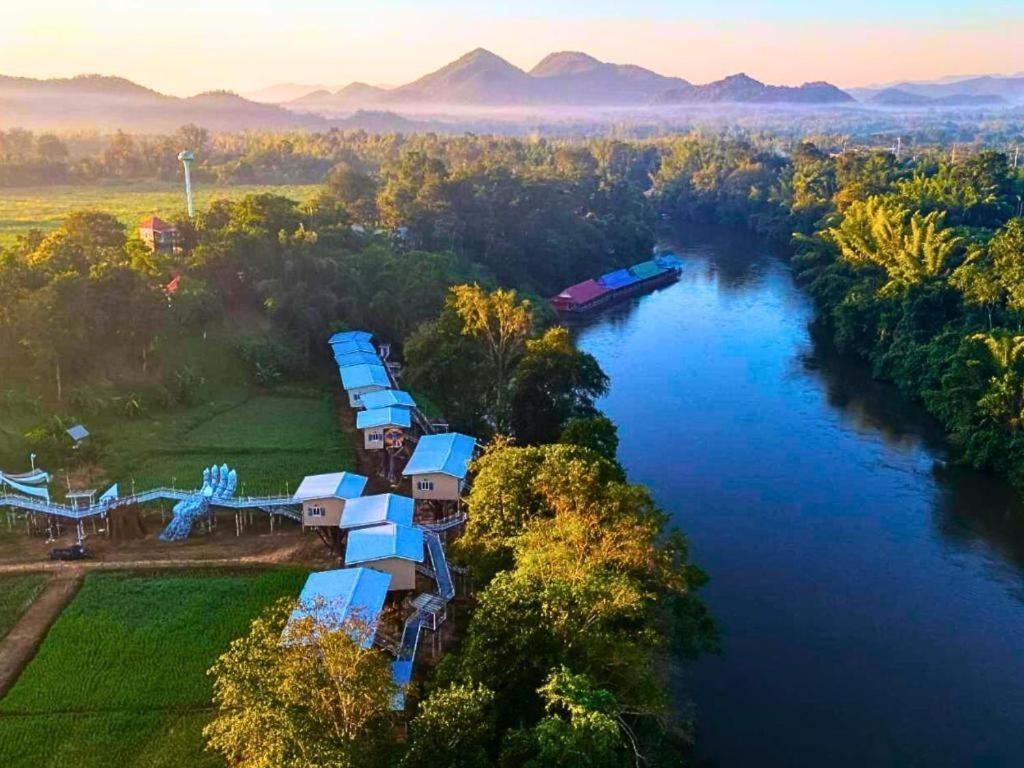 Yoko River Kwai Resort Kanchanaburi Exterior foto